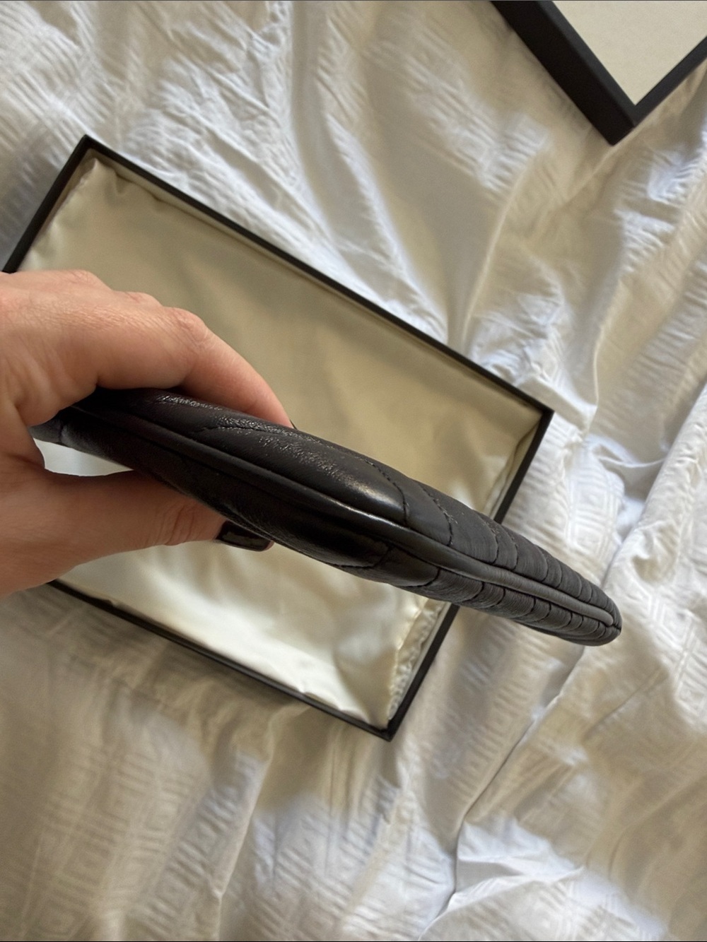 Gucci Black Chevron Leather Pouch with Gold Double G - Picture 5 of 12